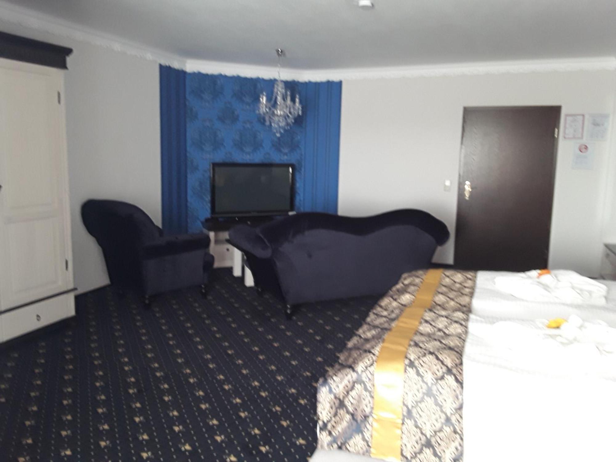 Mucha Ohg Hotel Sembziner Hof 클링크 외부 사진